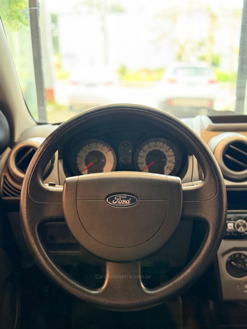 FIESTA 1.6 SE HATCH 16V FLEX 4P MANUAL - 2009 - BENTO GONçALVES
