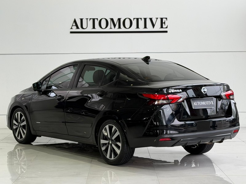 VERSA 1.6 EXCLUSIVE 16V FLEX 4P AUTOMÁTICO - 2021 - CAXIAS DO SUL