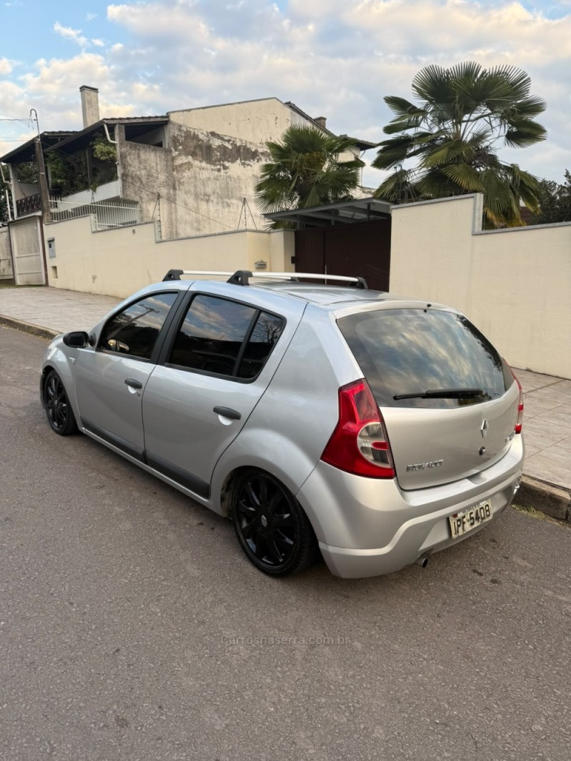 SANDERO 1.0 EXPRESSION 16V FLEX 4P MANUAL - 2009 - CAXIAS DO SUL