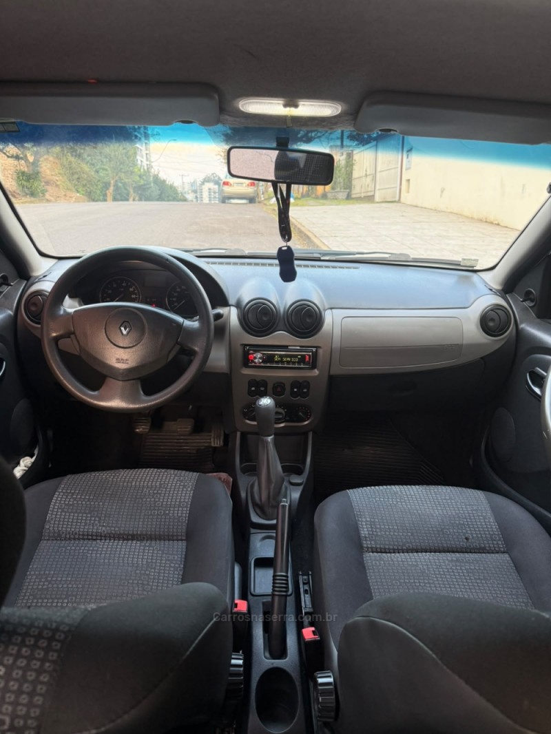 SANDERO 1.0 EXPRESSION 16V FLEX 4P MANUAL - 2009 - CAXIAS DO SUL
