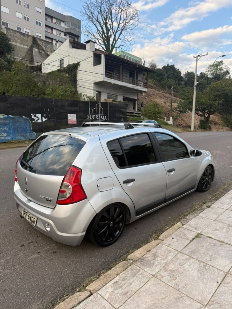 SANDERO 1.0 EXPRESSION 16V FLEX 4P MANUAL - 2009 - CAXIAS DO SUL