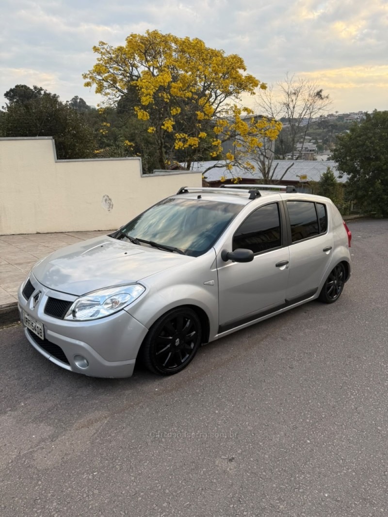 SANDERO 1.0 EXPRESSION 16V FLEX 4P MANUAL - 2009 - CAXIAS DO SUL