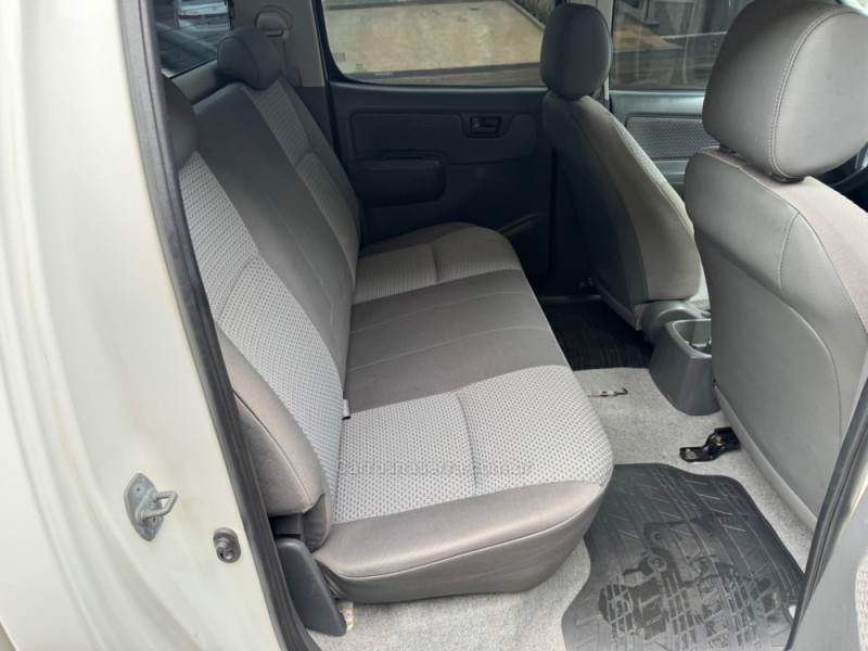 HILUX  - 2013 - BARãO