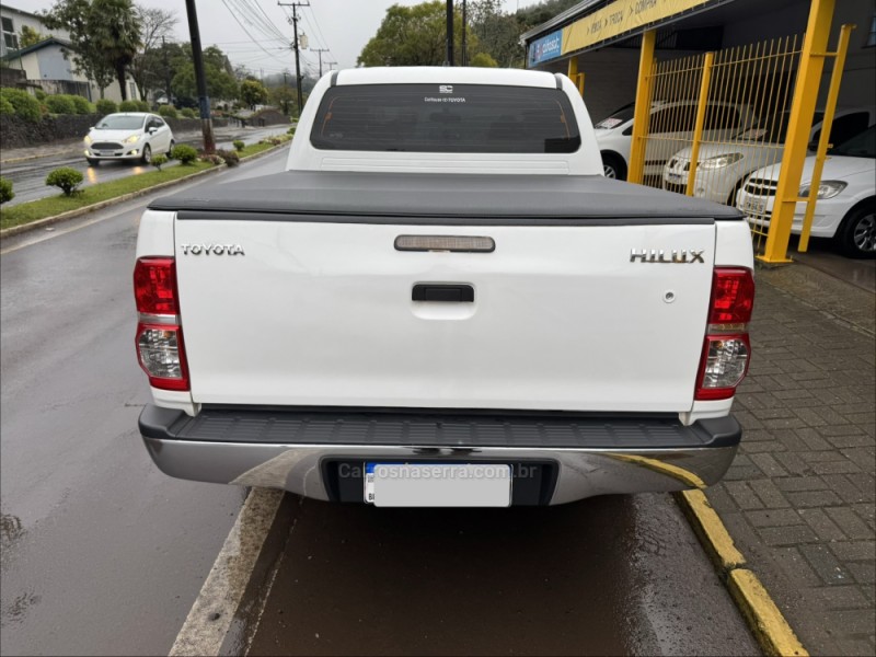 HILUX  - 2013 - BARãO