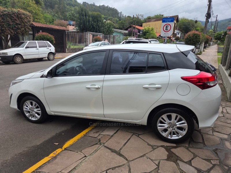 YARIS 1.3 XL LIVE 16V FLEX 4P AUTOMÁTICO - 2019 - PICADA CAFé