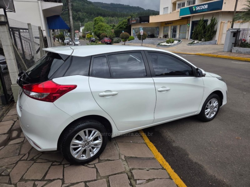 YARIS 1.3 XL LIVE 16V FLEX 4P AUTOMÁTICO - 2019 - PICADA CAFé