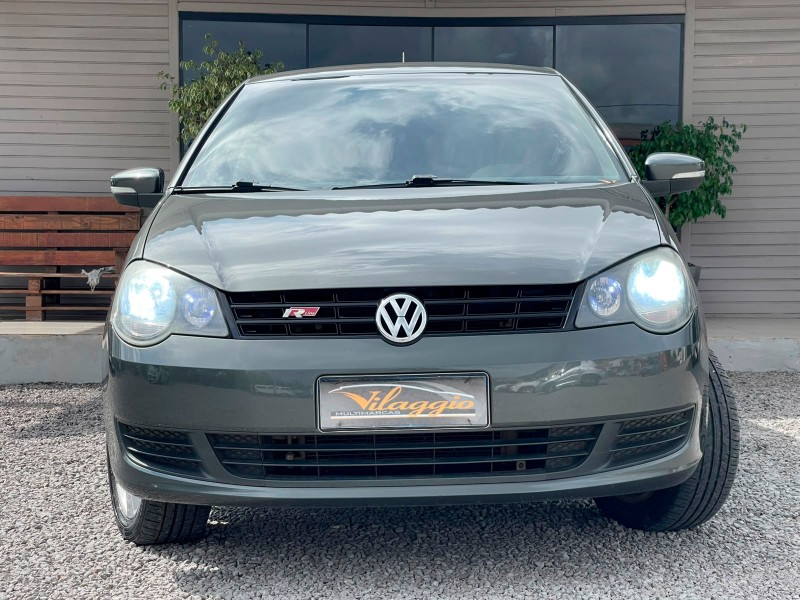 POLO SEDAN 1.6 MI 8V FLEX 4P MANUAL - 2014 - CAXIAS DO SUL