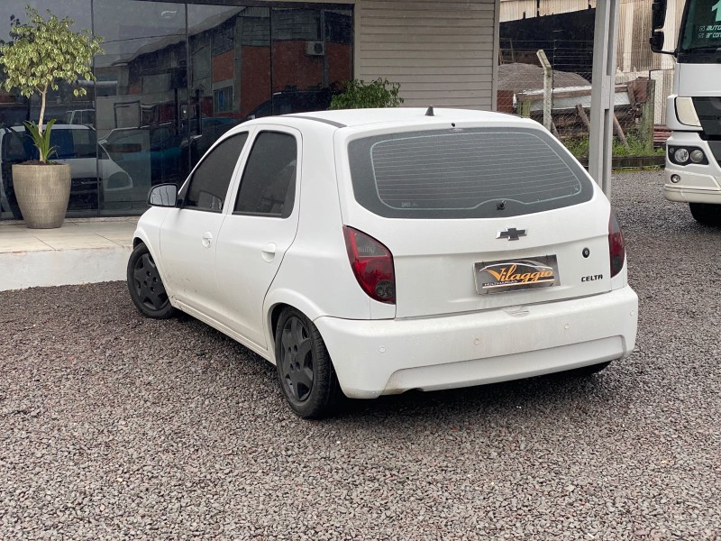 CELTA 1.0 MPFI LT 8V FLEX 4P MANUAL - 2013 - CAXIAS DO SUL