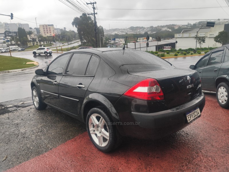 MÉGANE 1.6 EXPRESSION 16V FLEX 4P MANUAL - 2011 - FARROUPILHA