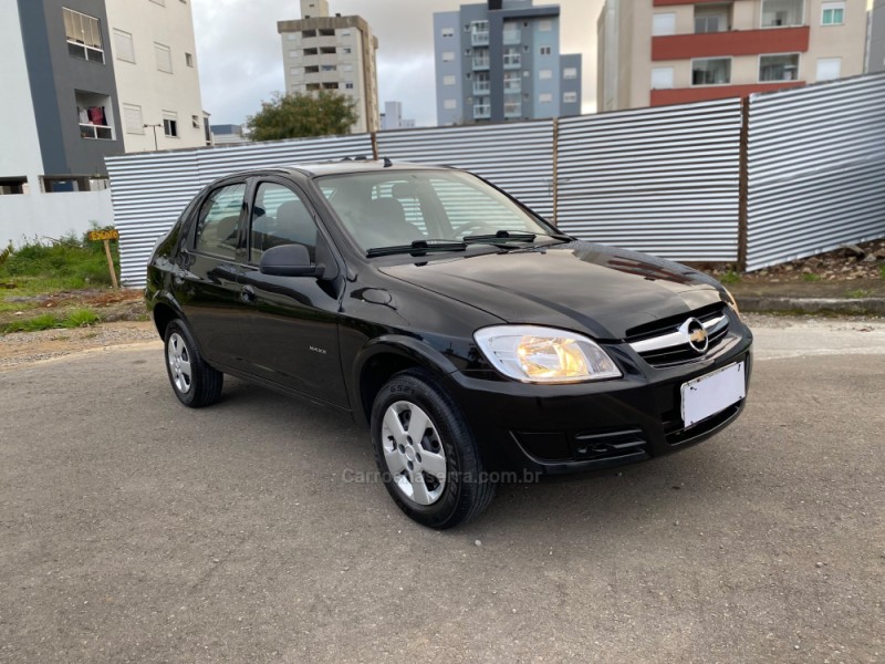 PRISMA 1.0 MPFI VHCE MAXX 8V FLEX 4P MANUAL - 2010 - CAXIAS DO SUL
