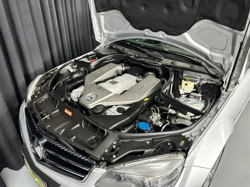 C 63 AMG 6.3 SEDAN V8 GASOLINA 4P AUTOMATICO - 2008 - CAXIAS DO SUL