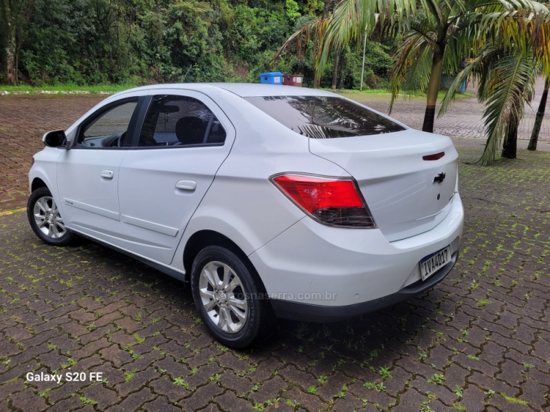 PRISMA 1.4 MPFI LTZ 8V FLEX 4P MANUAL - 2014 - NOVA PRATA