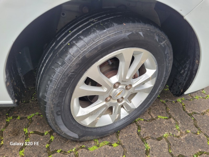 PRISMA 1.4 MPFI LTZ 8V FLEX 4P MANUAL - 2014 - NOVA PRATA
