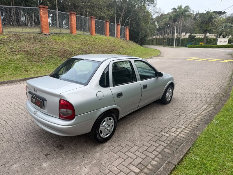 CLASSIC 1.0 MPFI LIFE 8V GASOLINA 4P MANUAL - 2005 - CAXIAS DO SUL
