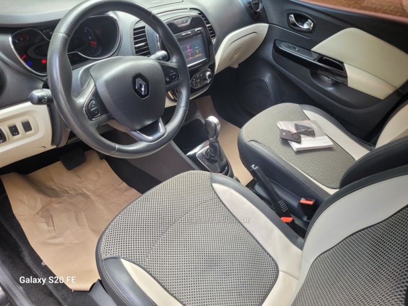 CAPTUR 1.6 16V INTENSE BOSE FLEX 4P AUTOMÁTICO - 2019 - NOVA PRATA