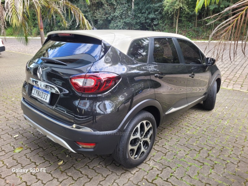 CAPTUR 1.6 16V INTENSE BOSE FLEX 4P AUTOMÁTICO - 2019 - NOVA PRATA