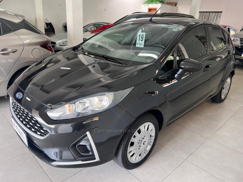 fiesta 1.6 se hatch 16v flex 4p manual 2019 carlos barbosa