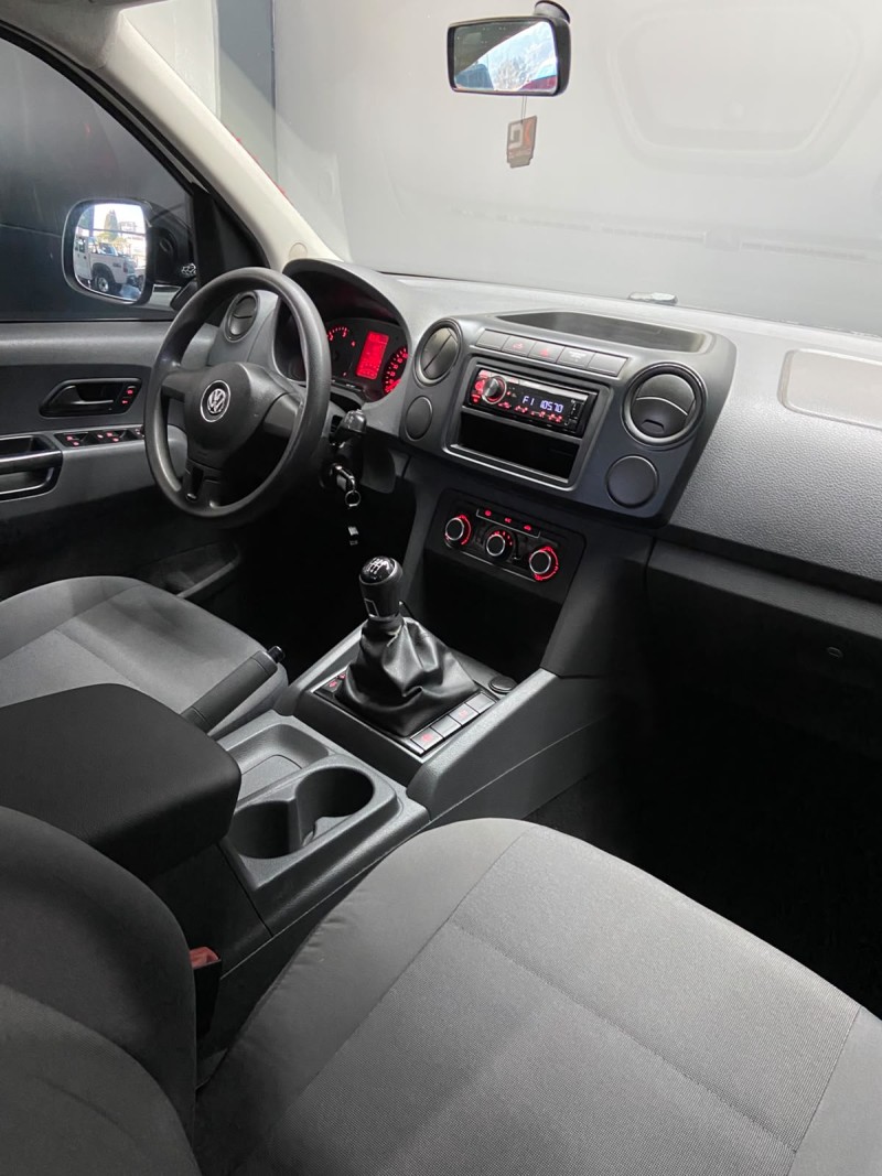 AMAROK 2.0 TRENDLINE 4X4 CD 16V TURBO INTERCOOLER DIESEL 4P MANUAL - 2015 - FARROUPILHA