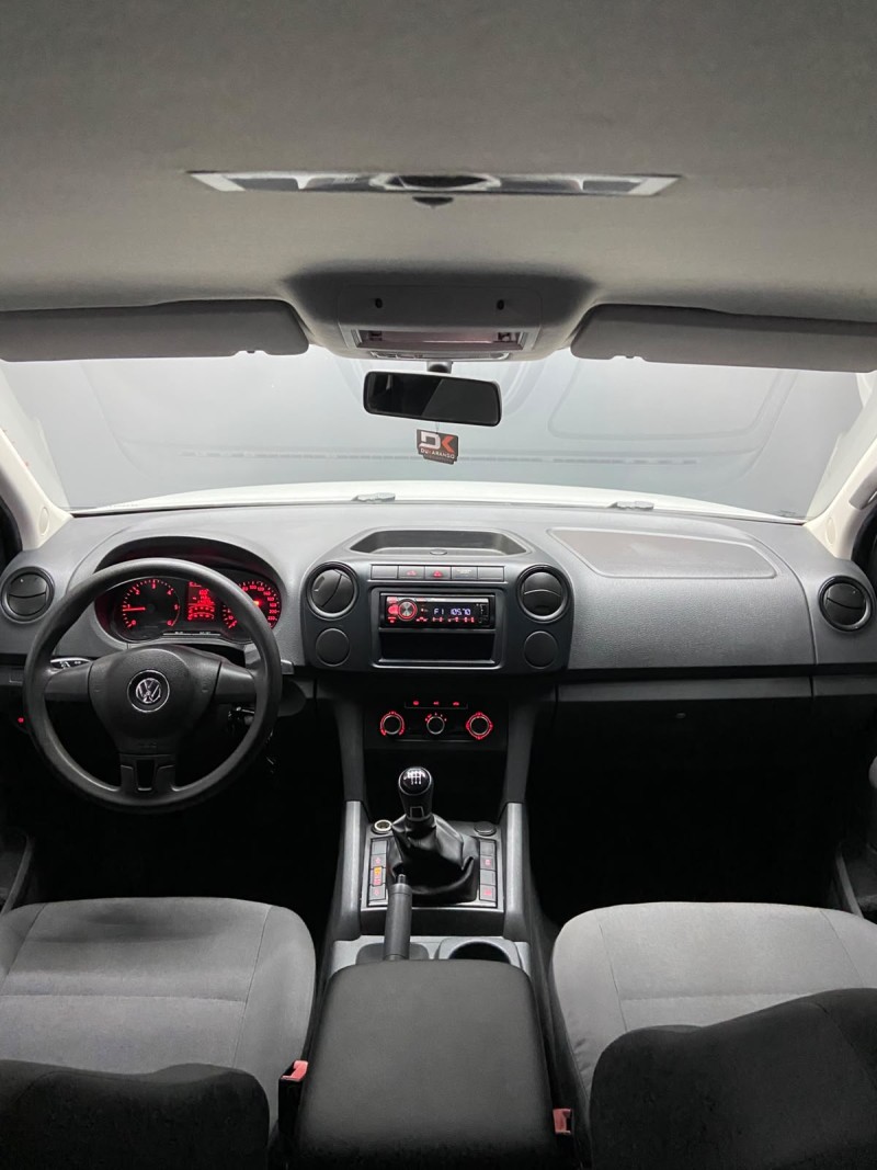 AMAROK 2.0 TRENDLINE 4X4 CD 16V TURBO INTERCOOLER DIESEL 4P MANUAL - 2015 - FARROUPILHA