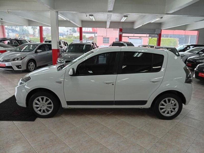 SANDERO 1.6 PRIVILÉGE 16V FLEX 4P AUTOMÁTICO - 2014 - CAXIAS DO SUL