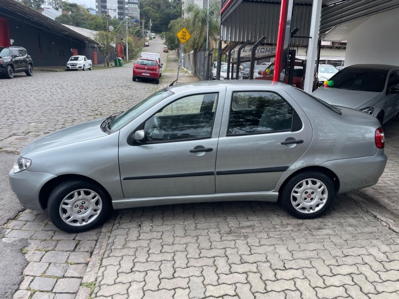 SIENA 1.0 MPI FIRE CELEBRATION 8V FLEX 4P MANUAL - 2009 - CAXIAS DO SUL