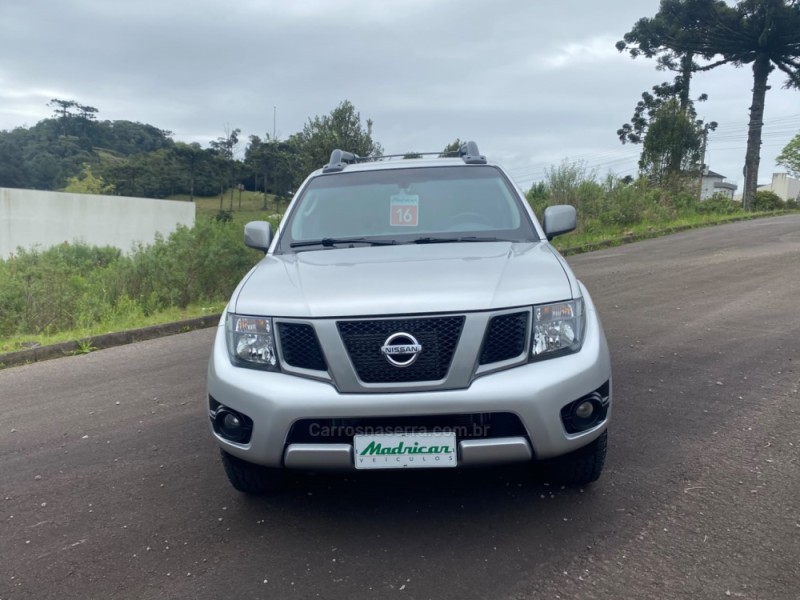 FRONTIER 2.5 SV ATTACK 4X4 CD TURBO ELETRONIC DIESEL 4P AUTOMÁTICO - 2016 - FLORES DA CUNHA