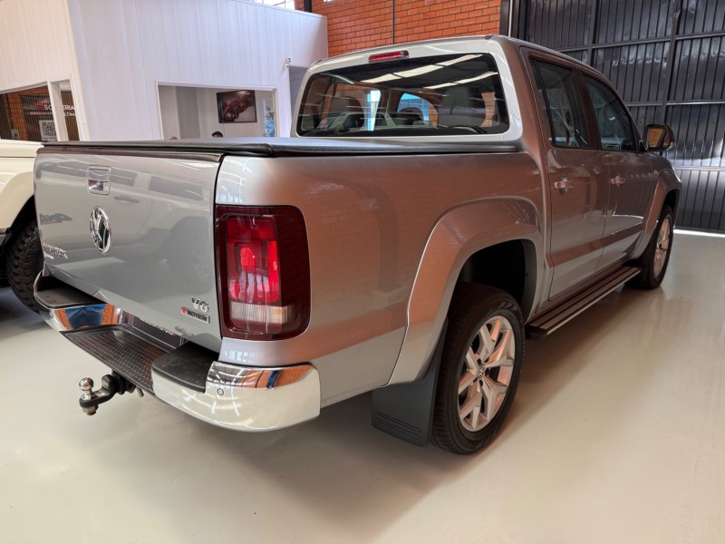 AMAROK 3.0 V6 TDI HIGHLINE CD DIESEL 4MOTION AUTOMÁTICO - 2024 - BENTO GONçALVES