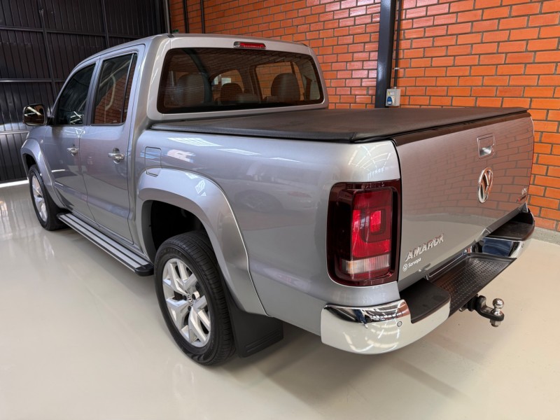AMAROK 3.0 V6 TDI HIGHLINE CD DIESEL 4MOTION AUTOMÁTICO - 2024 - BENTO GONçALVES