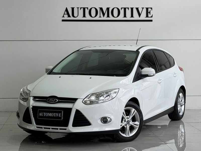 focus 1.6 se hatch 16v flex 4p automatico 2015 caxias do sul