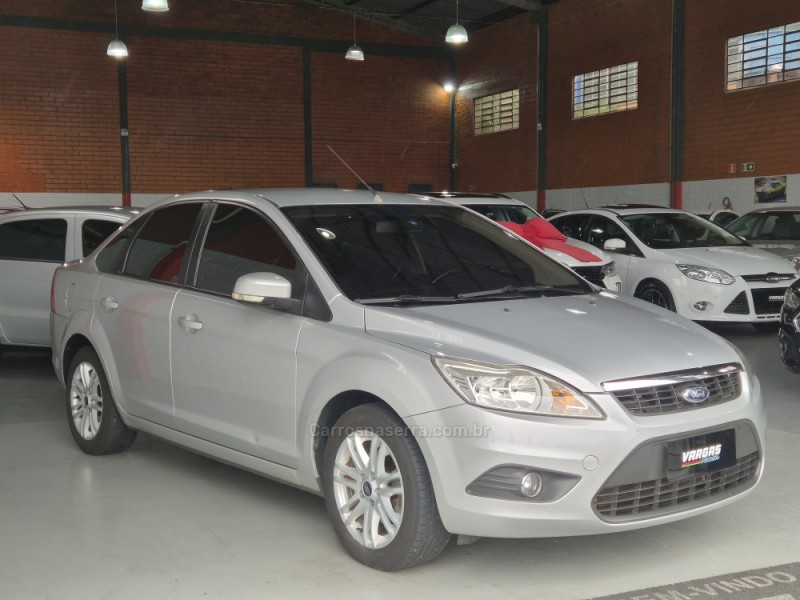 FOCUS 2.0 S SEDAN 16V FLEX 4P AUTO - 2013 - CAXIAS DO SUL