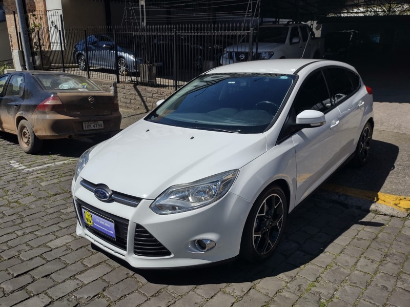 FOCUS 1.6 SE 16V FLEX 4P AUTOMÁTICO