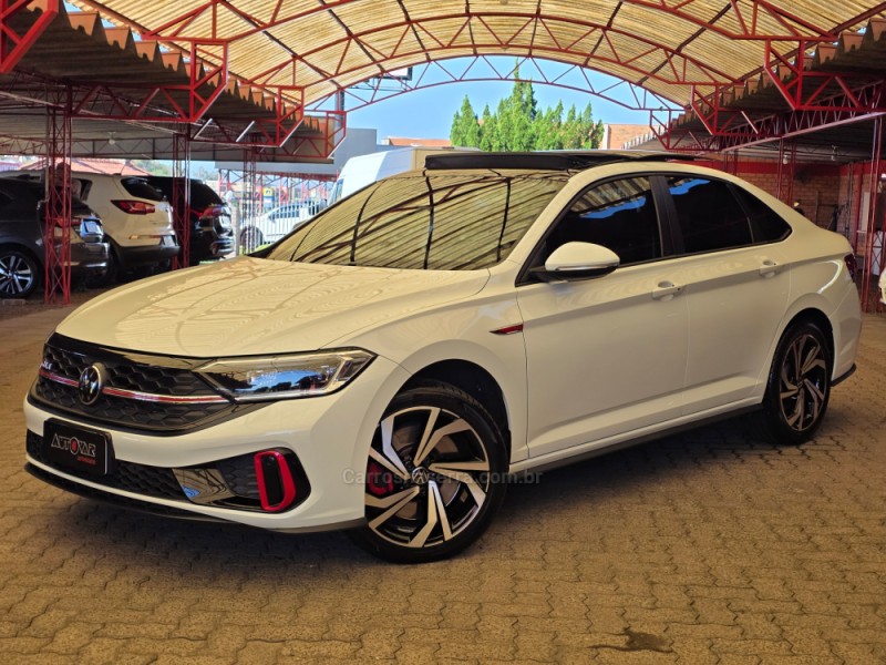 jetta 2.0 16v tsi gli 350 gasolina 4p automatico 2023 sapiranga
