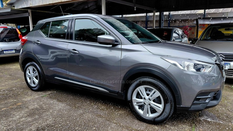 kicks 1.6 active 16v flex 4p automatico 2021 caxias do sul