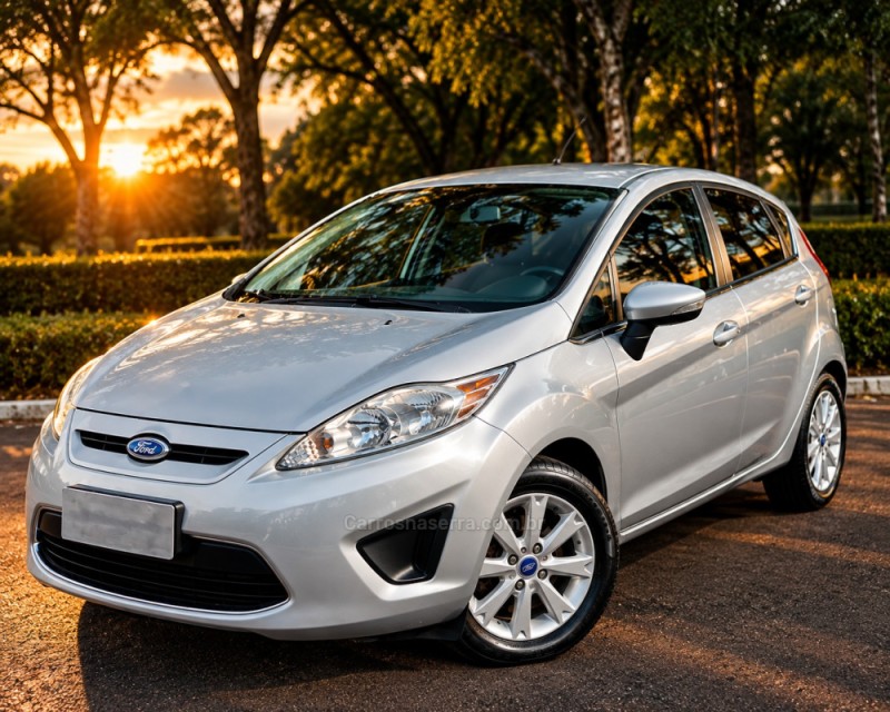 fiesta 1.5 s hatch 16v flex 4p manual 2012 nova prata