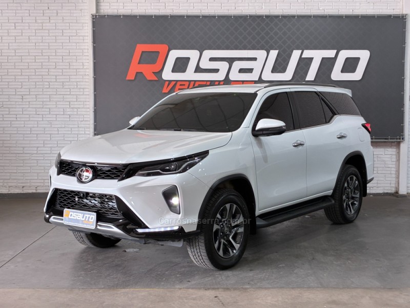 hilux sw4 2.8 4x4 srx platinum turbo 7 lugares diesel 4p automatico 2025 venancio aires