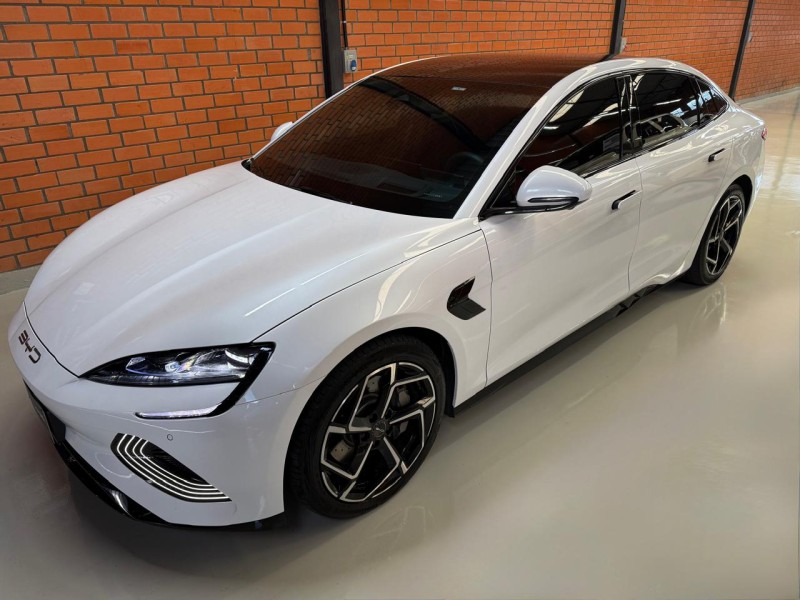 SEAL AWD ELÉTRICO 4P AUTOMÁTICO