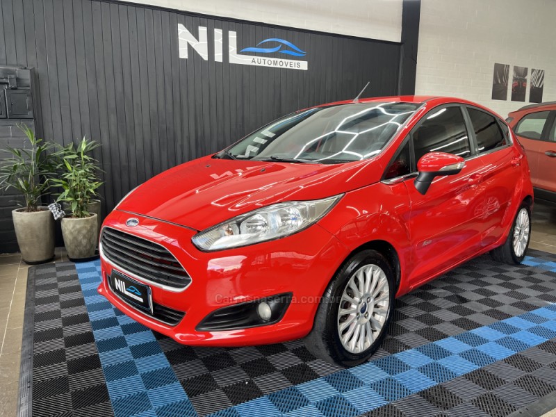 fiesta 1.6 titanium hatch 16v flex 4p manual 2014 caxias do sul