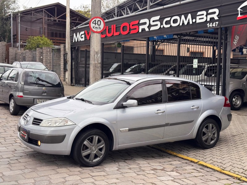 megane 1.6 dynamique 16v flex 4p manual 2008 caxias do sul