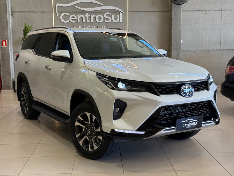 hilux sw4 2.8 4x4 srx platinum turbo 7 lugares diesel 4p automatico 2024 carlos barbosa