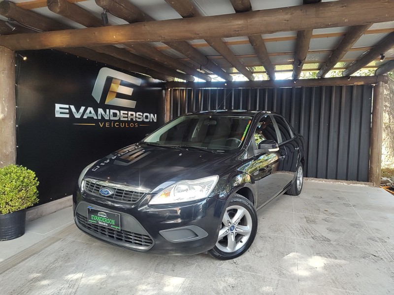 focus 2.0 fc 16v gasolina 4p automatico 2009 caxias do sul