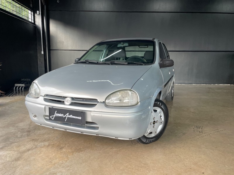 corsa 1.0 mpfi vhc sedan 8v gasolina 4p manual 1999 caxias do sul