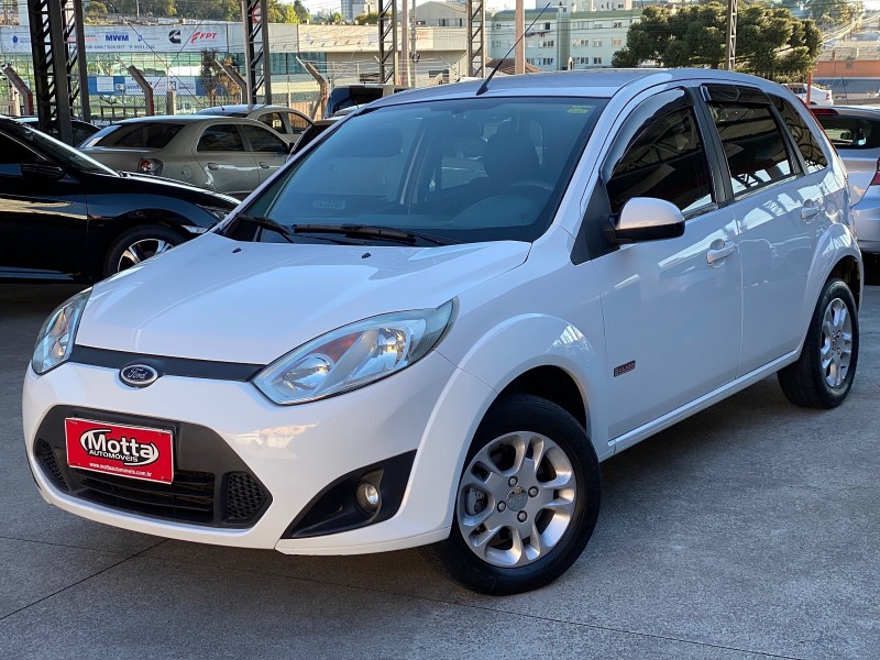 fiesta 1.6 mpi class hatch 8v flex 4p manual 2013 caxias do sul