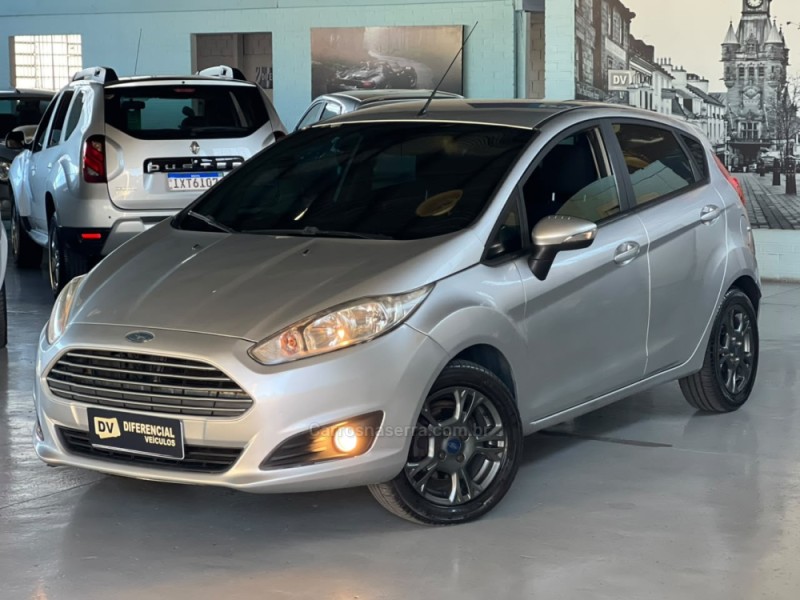 fiesta 1.6 se hatch 16v flex 4p automatico 2014 caxias do sul