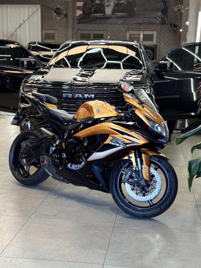gsxr 750 2011 caxias do sul