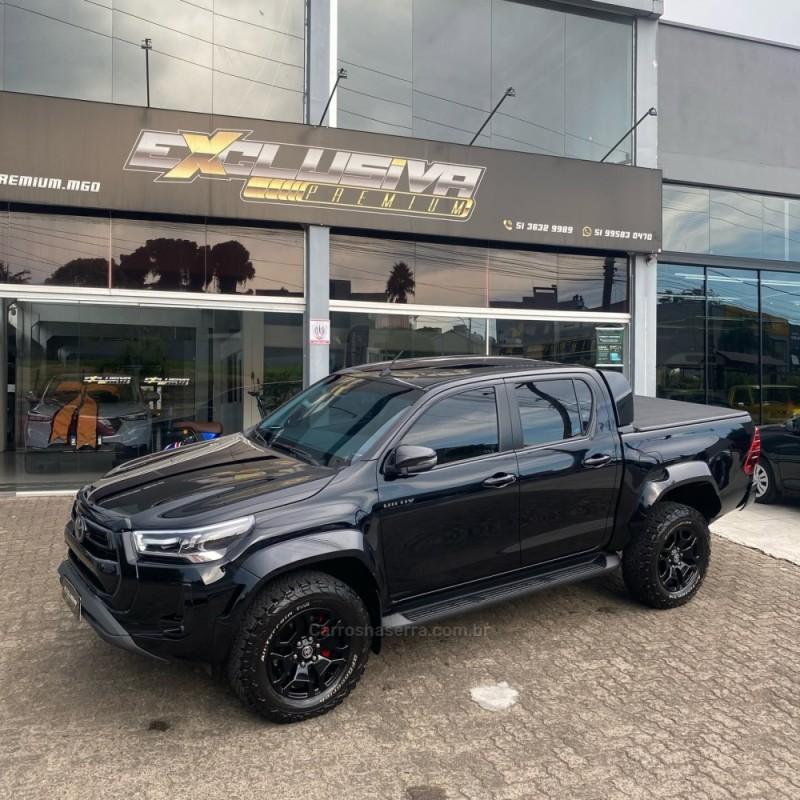 hilux  2025 montenegro