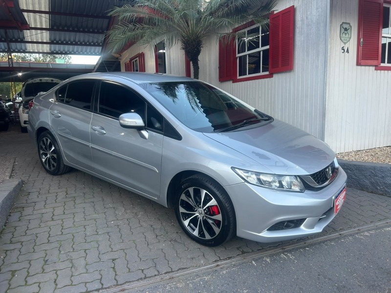 civic 2.0 lxr 16v flex 4p automatico 2016 tres coroas