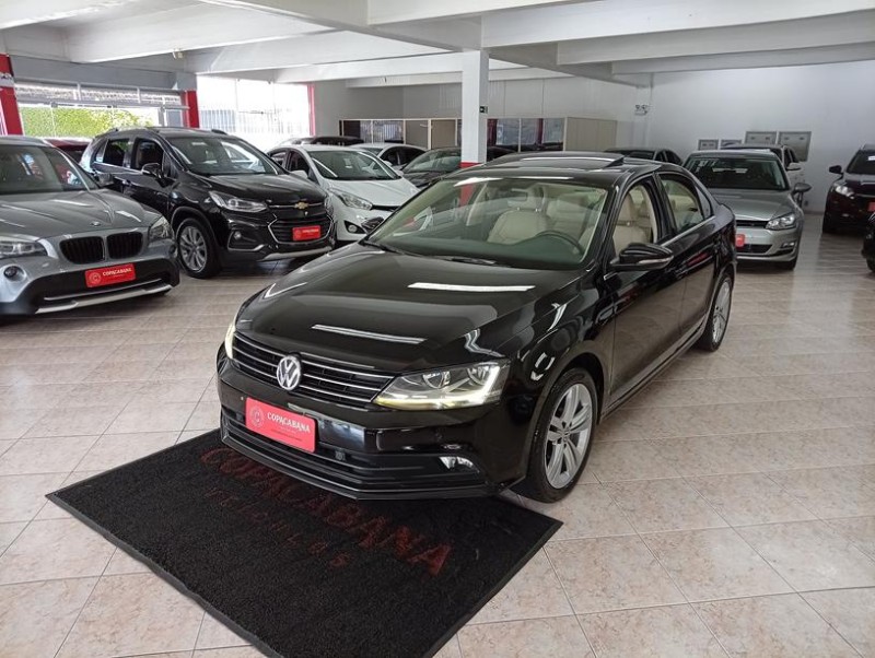 jetta 2.0 tsi highline 211cv gasolina 4p dsg 2017 caxias do sul