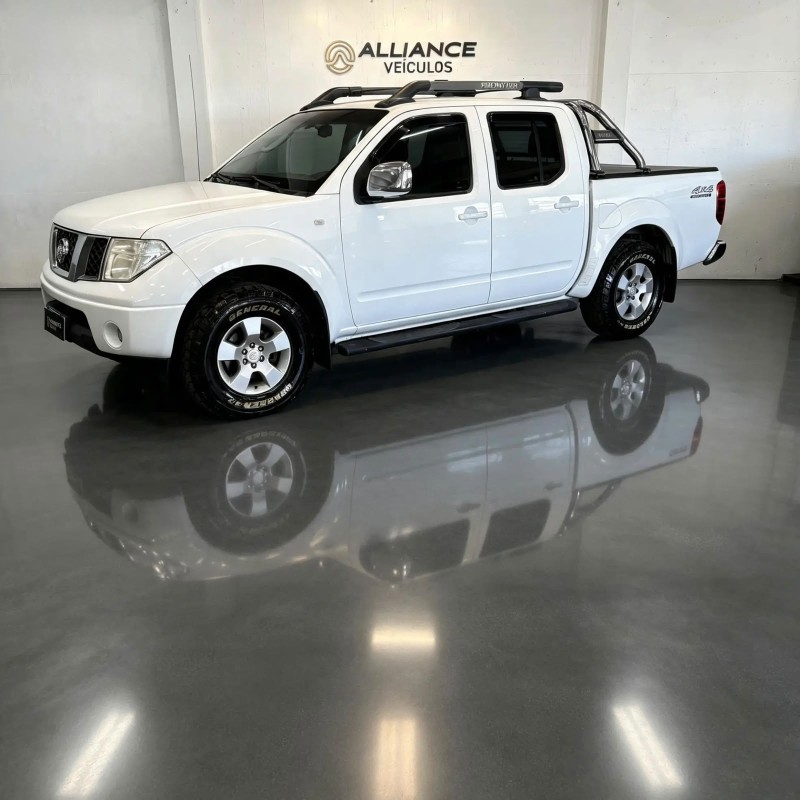 frontier 2.5 le 4x4 cd turbo eletronic diesel 4p automatico 2013 caxias do sul