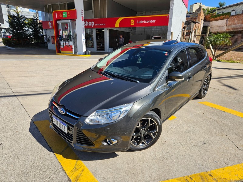 focus 2.0 titanium plus hatch 16v flex 4p auto 2015 caxias do sul