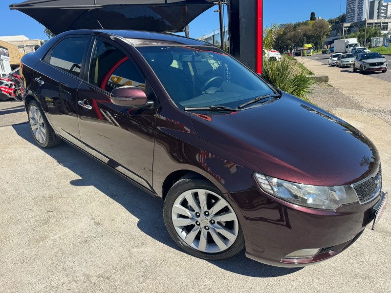 CERATO 1.6 EX SEDAN 16V GASOLINA 4P AUTOMÁTICO
